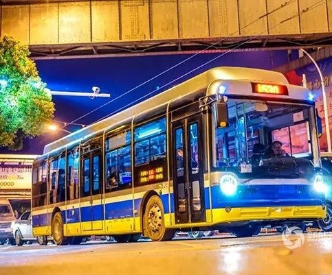 2015Ultra-lightweight bus in 2015 2015Ultra-lightweight bus in 2015